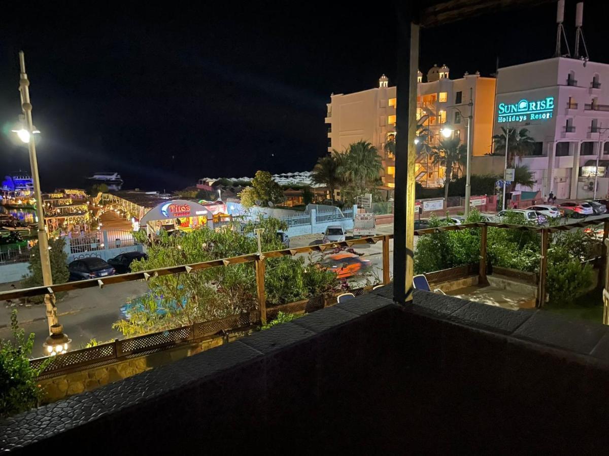 Serafy City Center Hostel And Pool For Foreigners Adults Only Hurghada Exterior photo