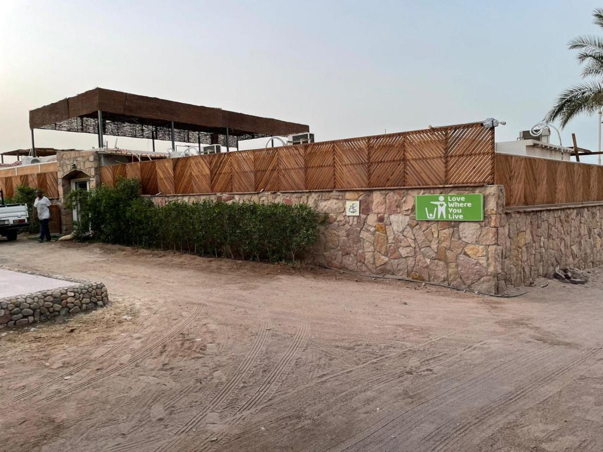 Serafy City Center Hostel And Pool For Foreigners Adults Only Hurghada Exterior photo