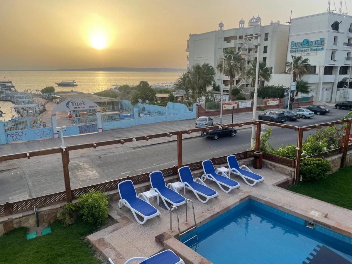 Serafy City Center Hostel And Pool For Foreigners Adults Only Hurghada Exterior photo