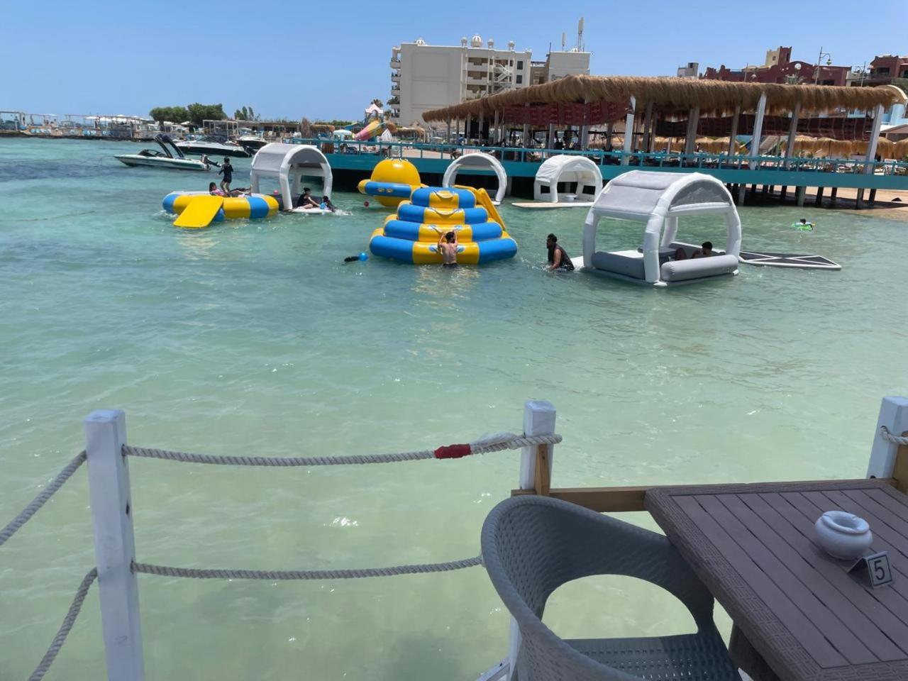 Serafy City Center Hostel And Pool For Foreigners Adults Only Hurghada Exterior photo